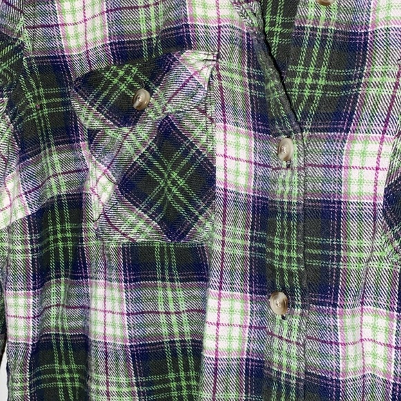 Women’s Eddie Bauer Flannel - Picture 3 of 6